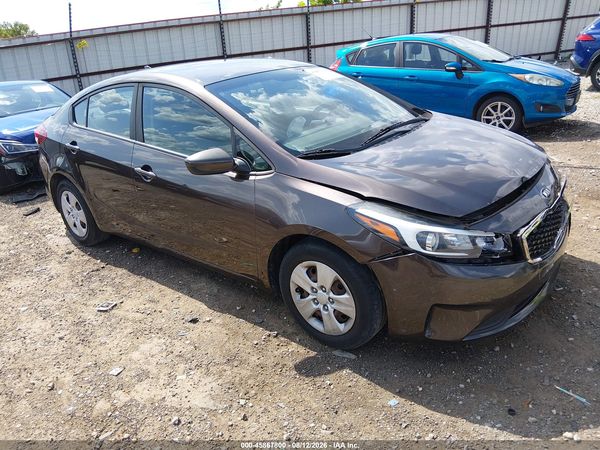 2017 KIA FORTE LX