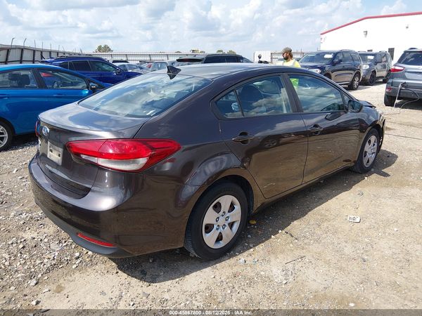 2017 KIA FORTE LX