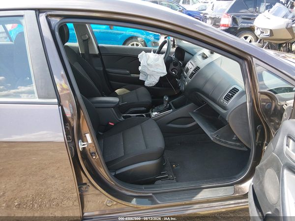 2017 KIA FORTE LX
