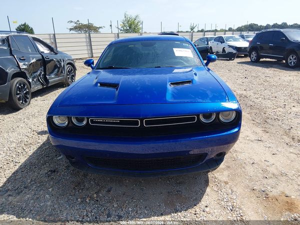2020 DODGE CHALLENGER SXT