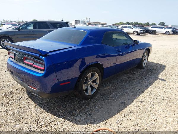 2020 DODGE CHALLENGER SXT
