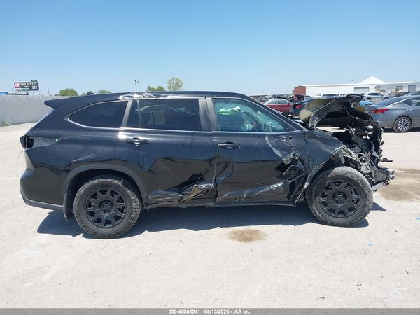 2023 TOYOTA HIGHLANDER LE