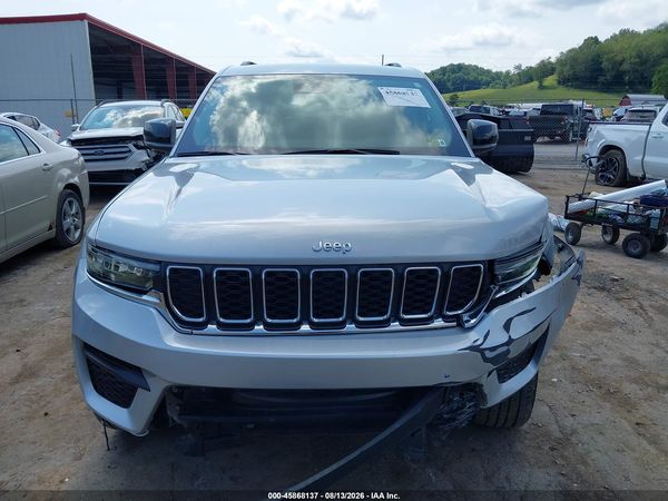 2023 JEEP GRAND CHEROKEE LAREDO 4X4