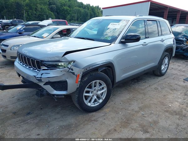 2023 JEEP GRAND CHEROKEE LAREDO 4X4