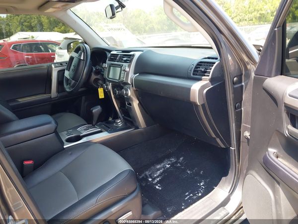 2018 TOYOTA 4RUNNER SR5 PREMIUM