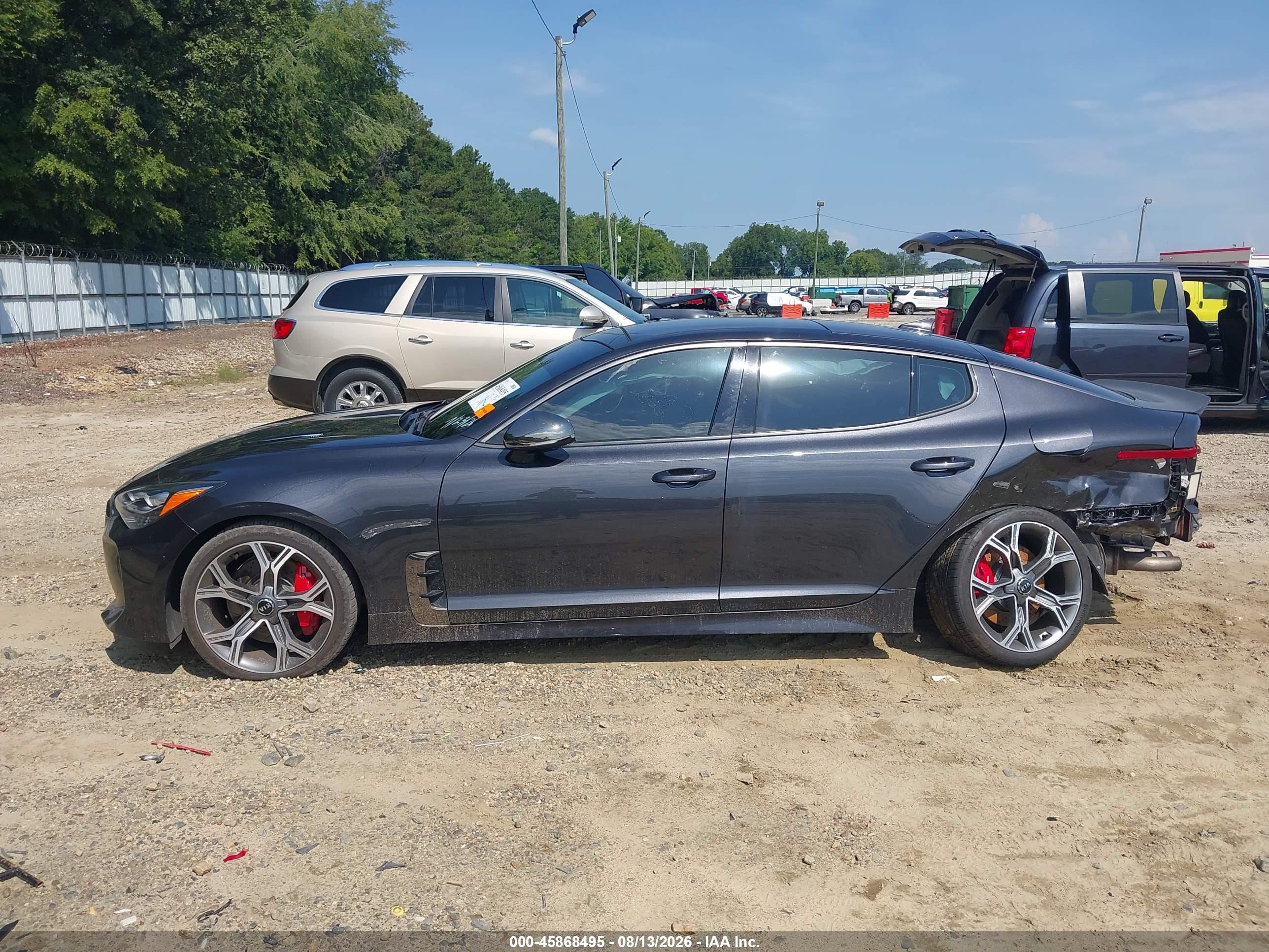2020 KIA STINGER GT2