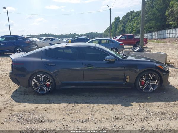 2020 KIA STINGER GT2