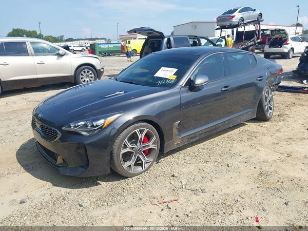 2020 KIA STINGER GT2