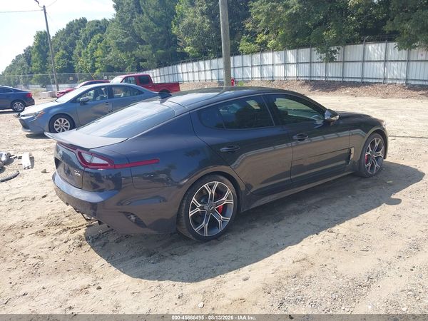 2020 KIA STINGER GT2