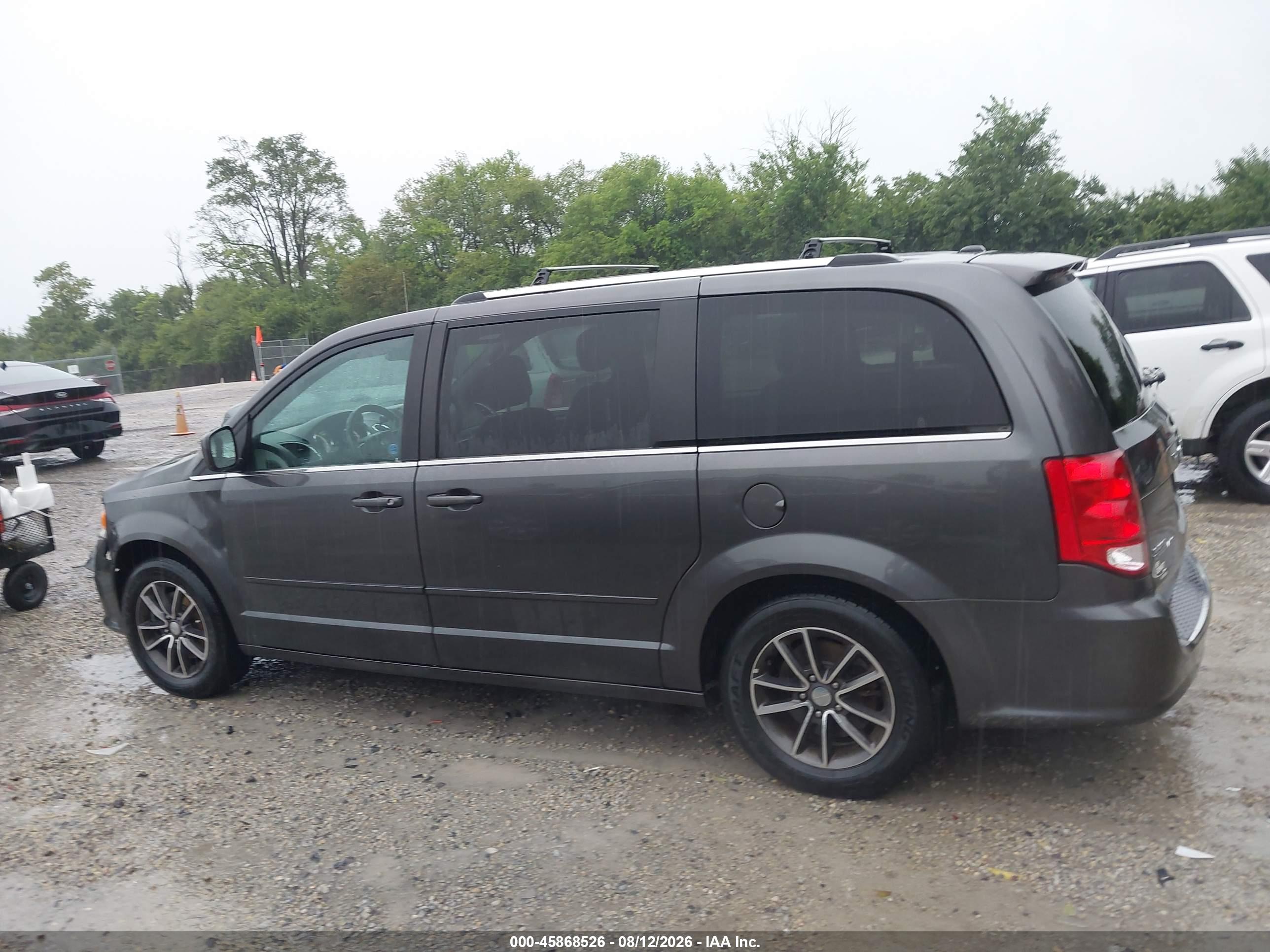 2017 DODGE GRAND CARAVAN SXT