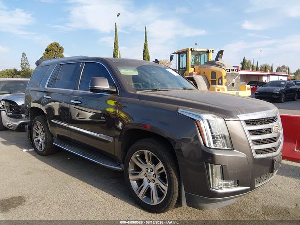 2016 CADILLAC ESCALADE LUXURY COLLECTION