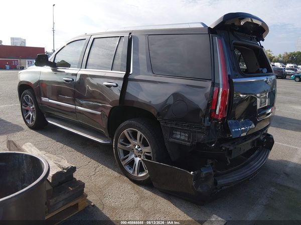 2016 CADILLAC ESCALADE LUXURY COLLECTION