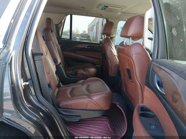 2016 CADILLAC ESCALADE LUXURY COLLECTION