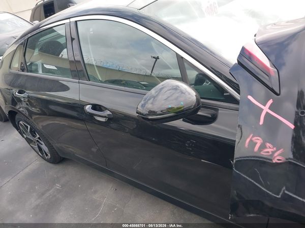 2025 KIA K5 EX