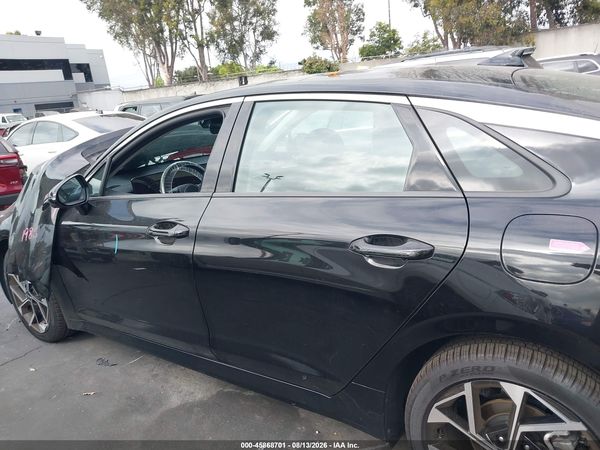 2025 KIA K5 EX