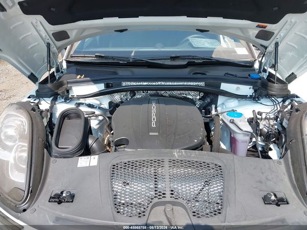 2018 PORSCHE MACAN SPORT EDITION