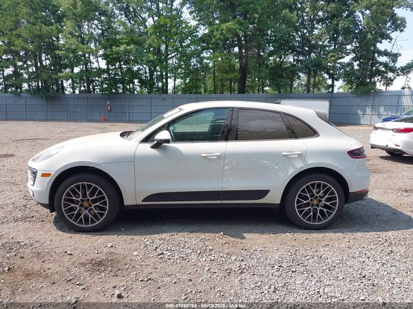 2018 PORSCHE MACAN SPORT EDITION