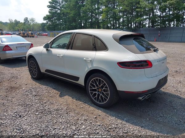 2018 PORSCHE MACAN SPORT EDITION