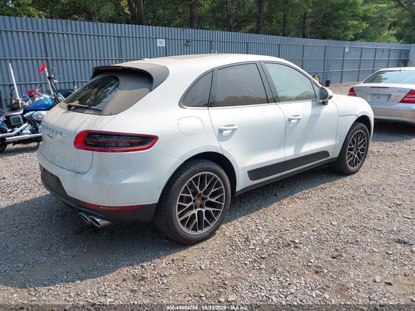 2018 PORSCHE MACAN SPORT EDITION