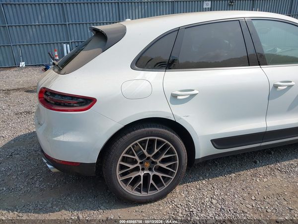 2018 PORSCHE MACAN SPORT EDITION