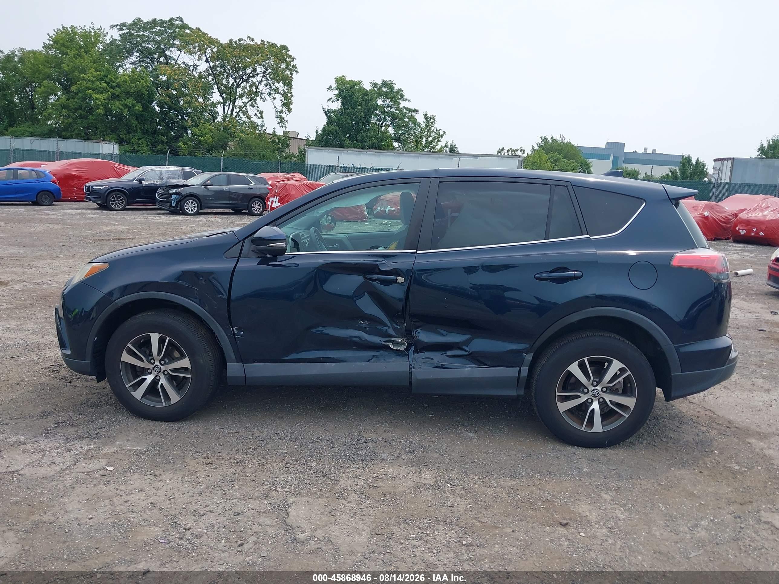 2017 TOYOTA RAV4 XLE