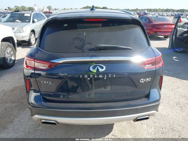 2023 INFINITI QX50 LUXE