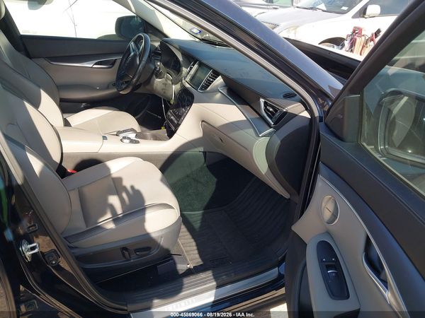 2023 INFINITI QX50 LUXE