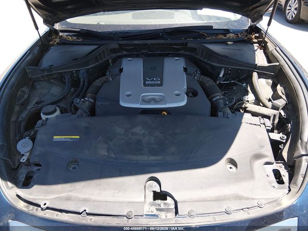 2017 INFINITI Q70 3.7X