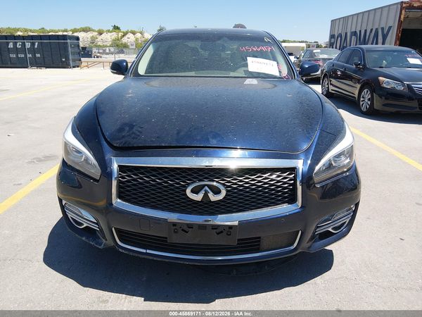 2017 INFINITI Q70 3.7X