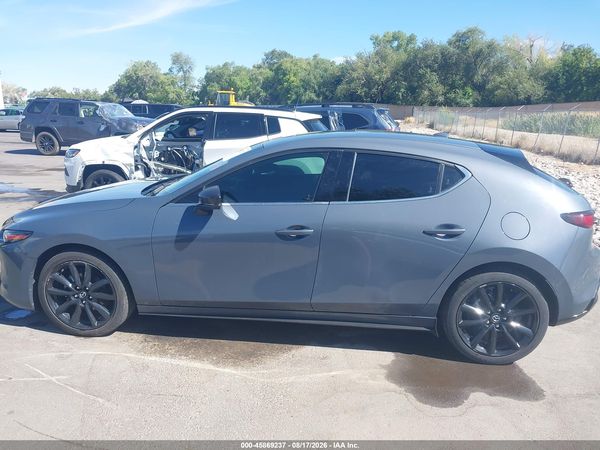 2021 MAZDA MAZDA3 PREMIUM