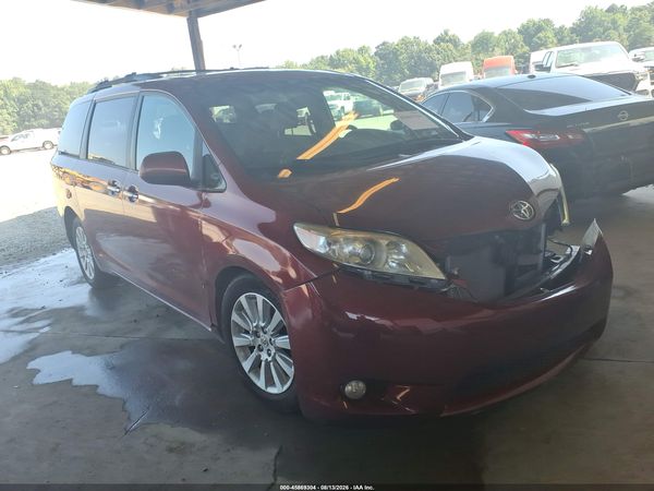 2012 TOYOTA SIENNA XLE 7 PASSENGER