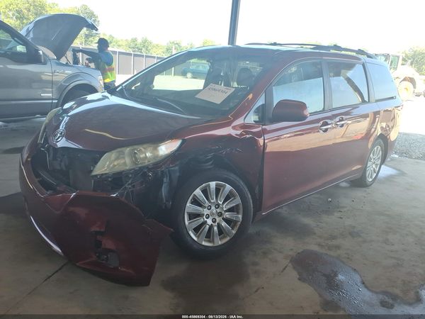 2012 TOYOTA SIENNA XLE 7 PASSENGER
