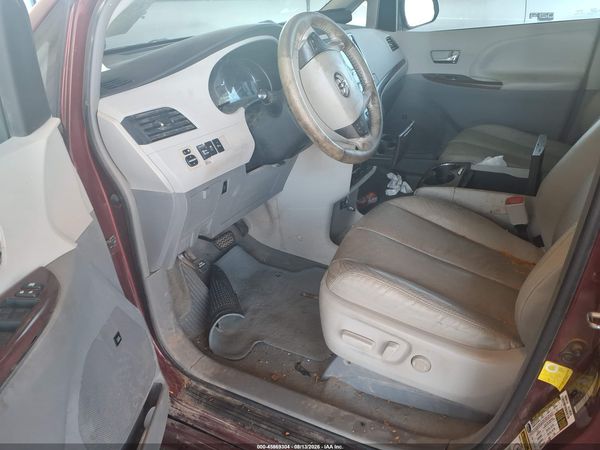 2012 TOYOTA SIENNA XLE 7 PASSENGER