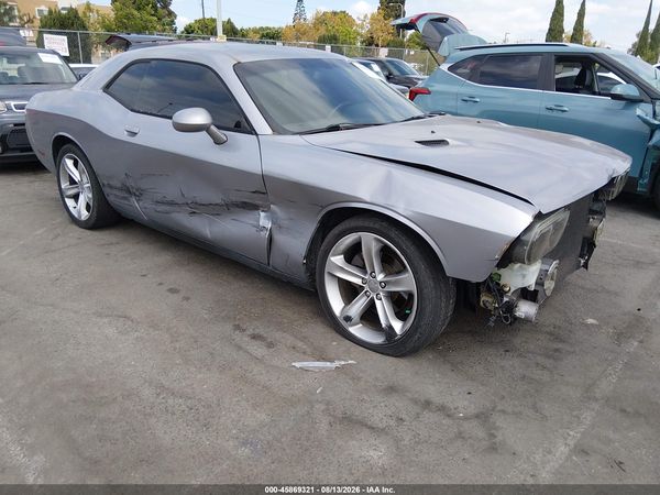 2013 DODGE CHALLENGER SXT