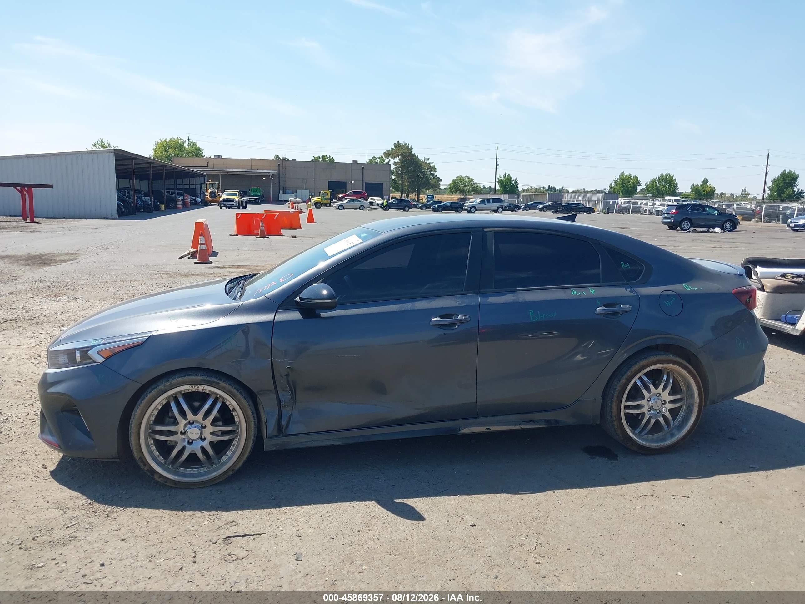 2023 KIA FORTE GT-LINE