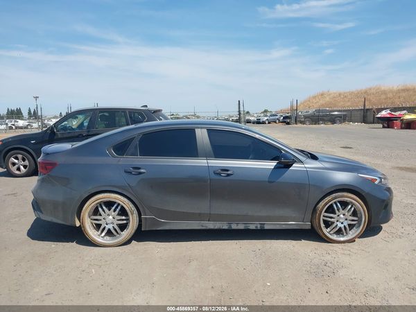 2023 KIA FORTE GT-LINE