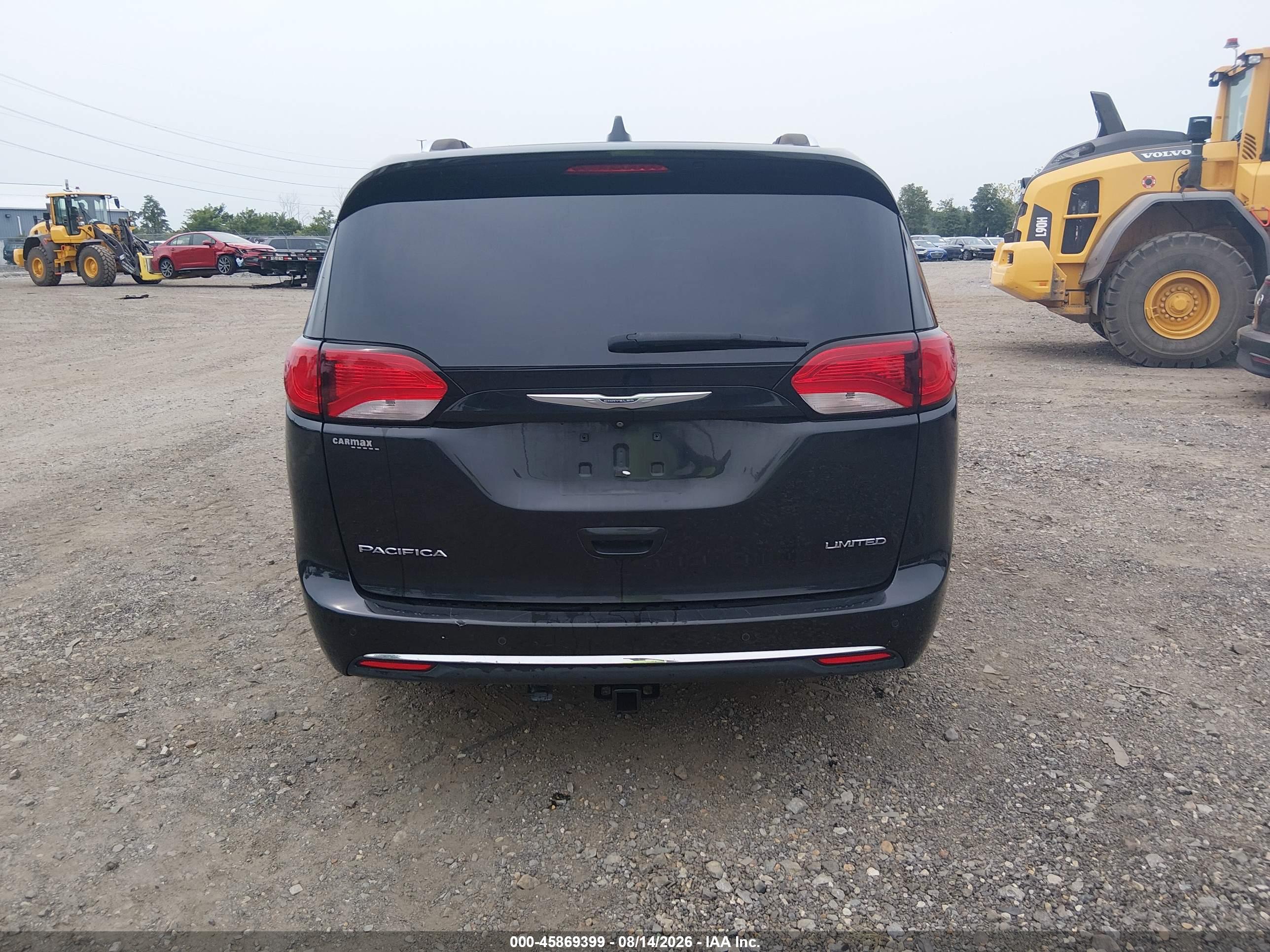 2017 CHRYSLER PACIFICA LIMITED