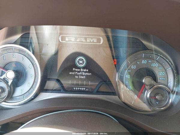 2019 RAM 1500 LONGHORN  4X4 5'7 BOX