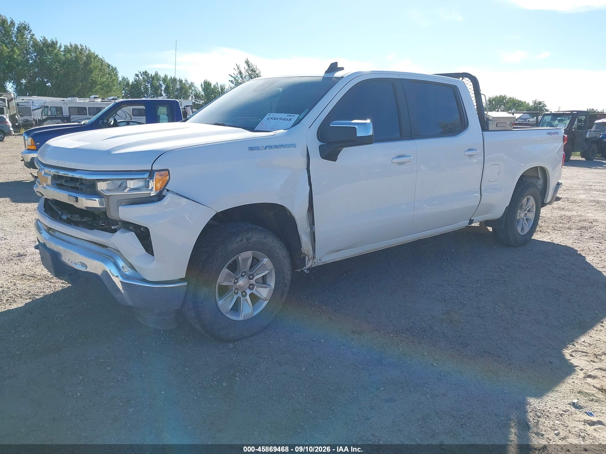 2022 CHEVROLET SILVERADO 1500 4WD  STANDARD BED LT — I2