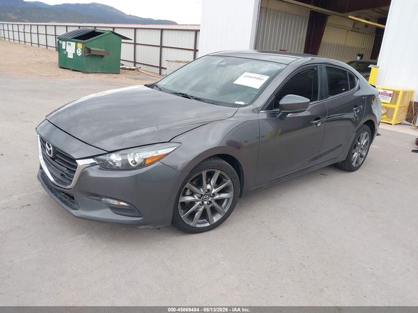 2018 MAZDA MAZDA3 TOURING