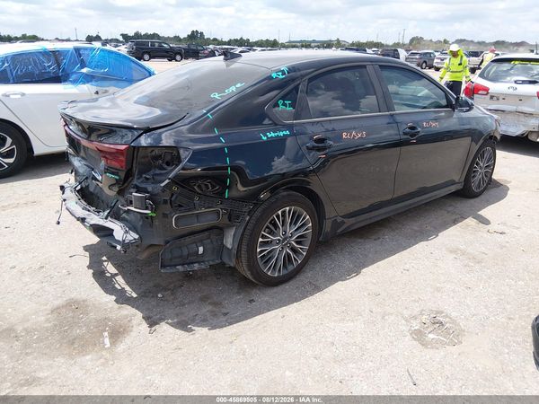 2024 KIA FORTE GT-LINE