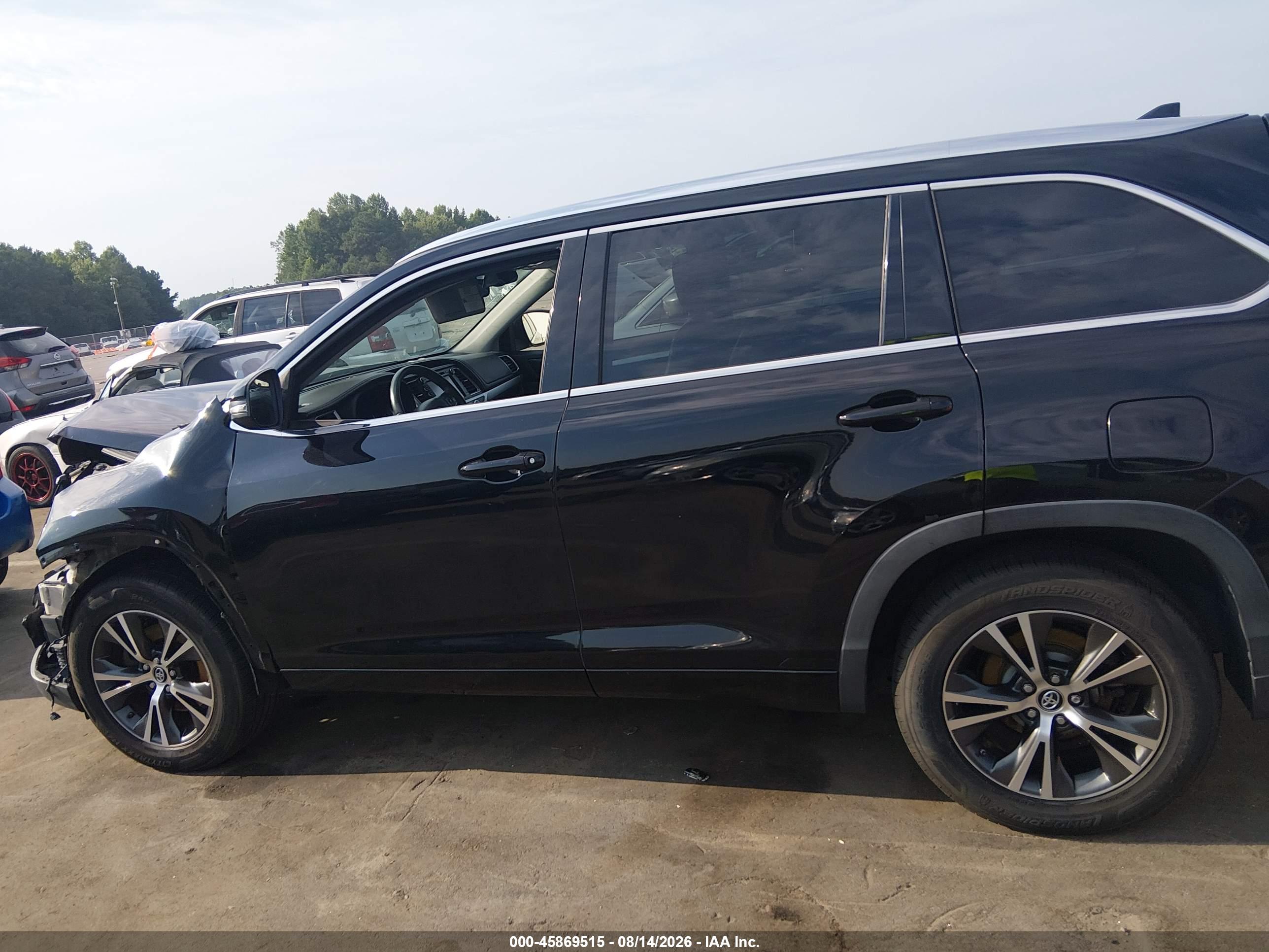 2016 TOYOTA HIGHLANDER XLE V6