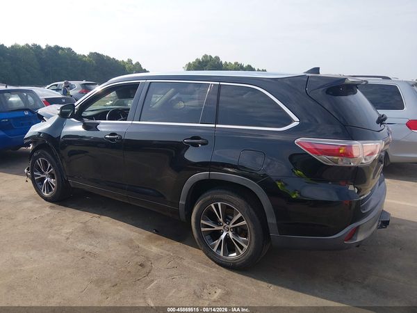 2016 TOYOTA HIGHLANDER XLE V6