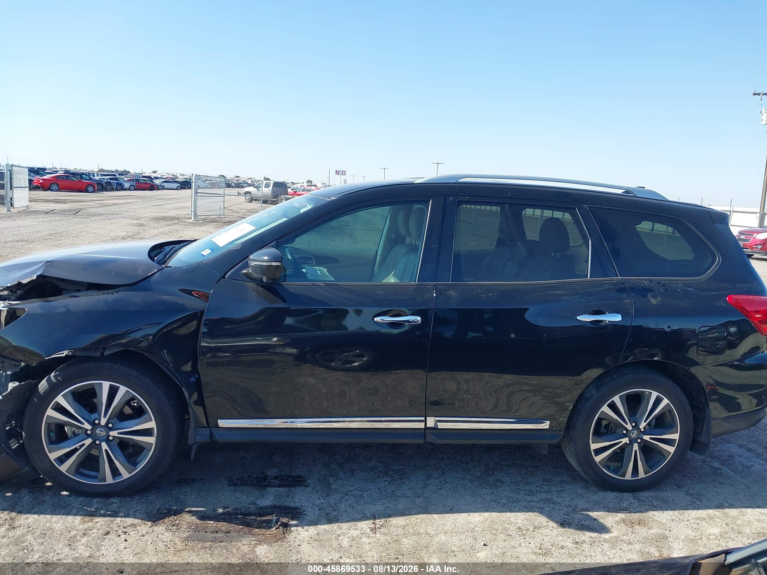 2019 NISSAN PATHFINDER PLATINUM