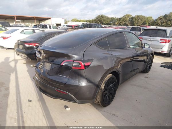 2024 TESLA MODEL Y