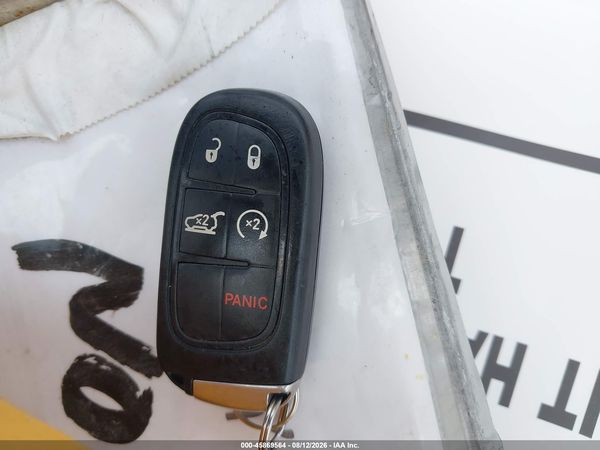 2019 JEEP CHEROKEE LATITUDE PLUS 4X4