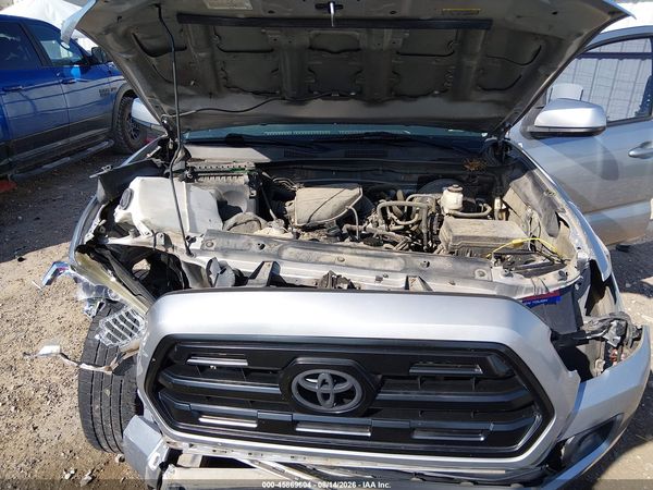 2017 TOYOTA TACOMA SR