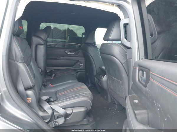 2025 NISSAN ARMADA PRO-4X 4WD — I8