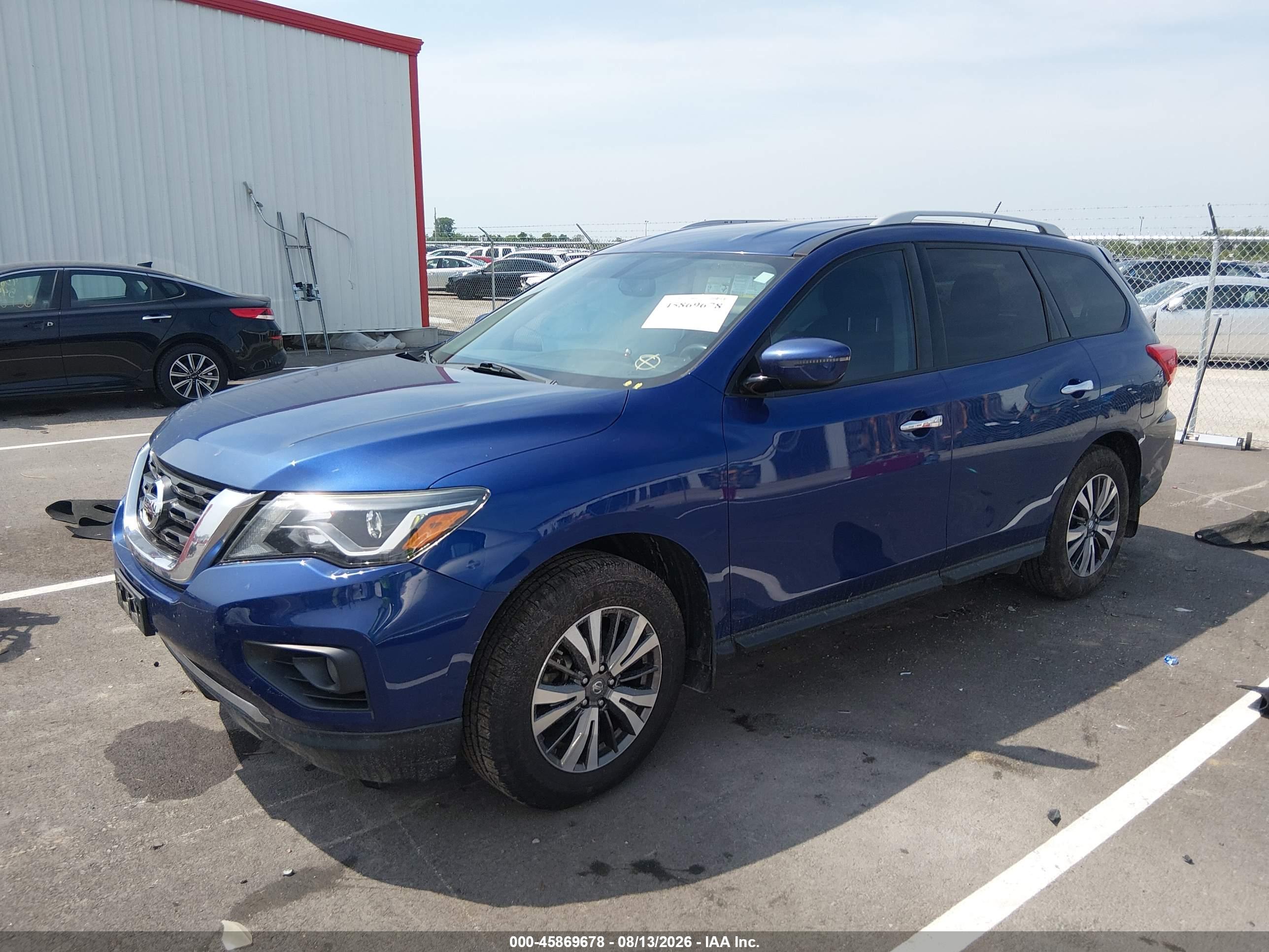 2018 NISSAN PATHFINDER SV — I2