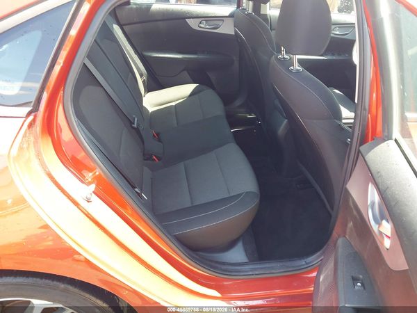 2022 KIA FORTE LXS